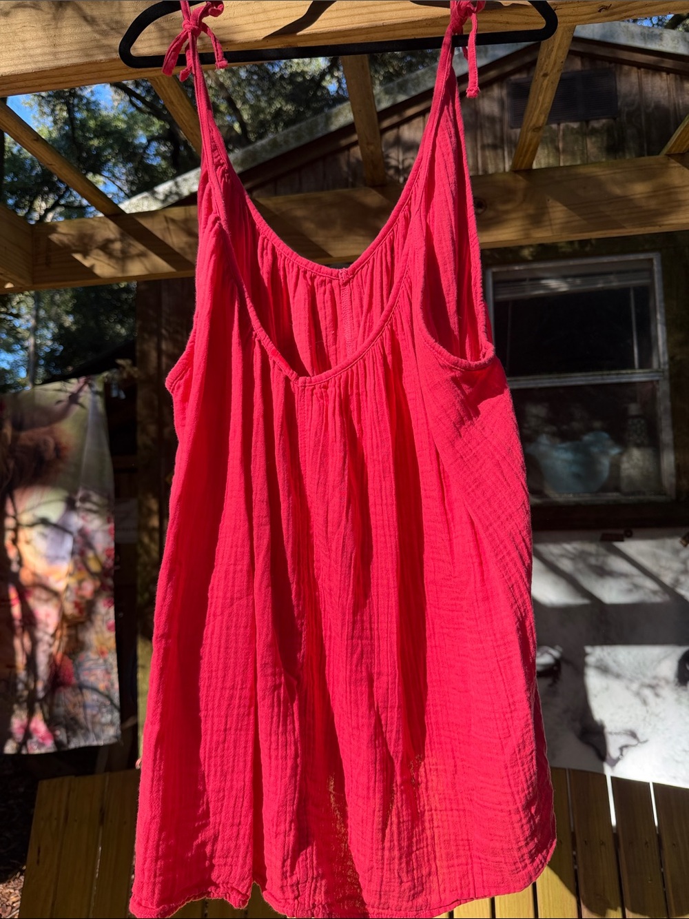 Old Navy Bright Pink Tie-Shoulder Sleeveless Tank 4x v neck